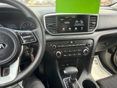 Used 2021 Kia Sportage LX AWD/4WD image 36