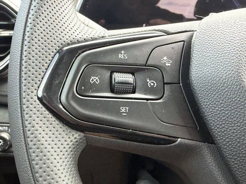 Used 2024 Chevrolet TrailBlazer LT w/ Driver Confidence Package AWD/4WD image 28