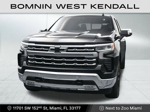 Used 2025 Chevrolet Silverado 1500 LTZ w/ Technology Package image 8