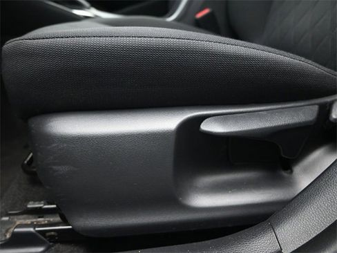 Used 2023 Toyota Corolla LE image 7