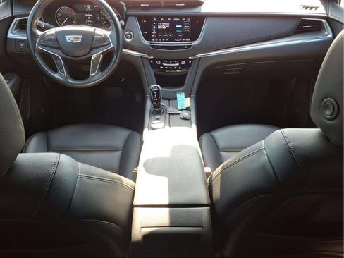 Used 2023 Cadillac XT5 Luxury FWD image 9
