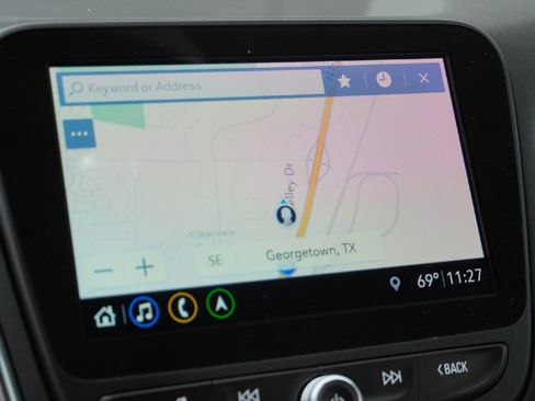 Used 2021 Chevrolet Equinox Premier image 11