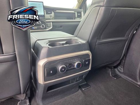 Used 2024 Ford Expedition Max XLT image 25