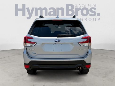 Certified 2023 Subaru Forester Limited AWD/4WD image 4