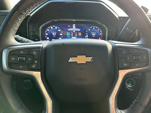 Certified 2025 Chevrolet Silverado 2500 LTZ w/ LTZ Premium Package image 32