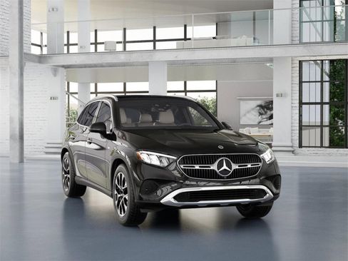 New 2026 Mercedes-Benz GLC 350e 4MATIC image 9