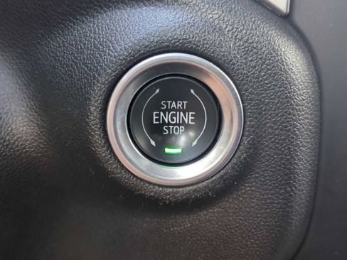 Used 2020 Chevrolet Silverado 1500 RST image 17