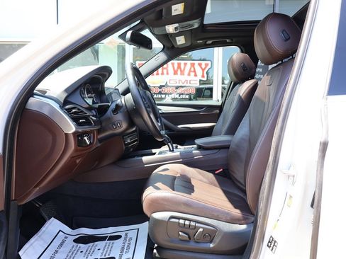 Used 2017 BMW X5 xDrive35i AWD/4WD image 12