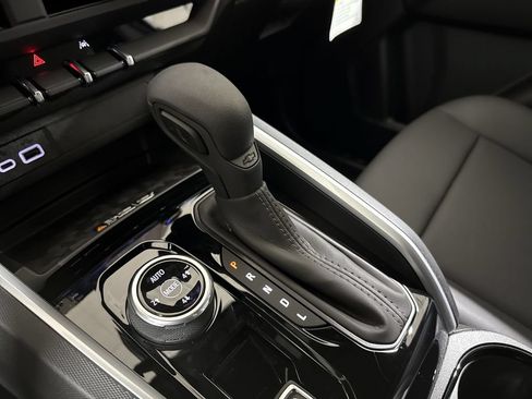 New 2026 Chevrolet Colorado Trail Boss AWD/4WD image 18