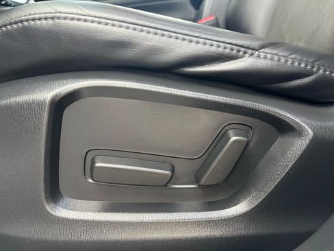 Used 2018 MAZDA CX-5 Touring image 16