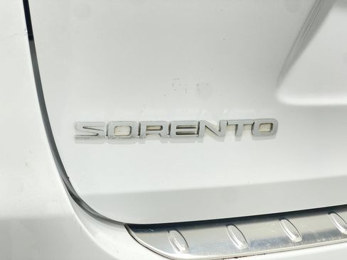 Used 2019 Kia Sorento SX FWD image 41