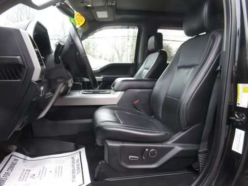 Used 2019 Ford F350 Lariat image 22