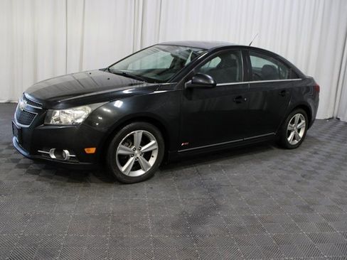 Used 2014 Chevrolet Cruze LT w/ Sun, Sound and Sport Package image 3