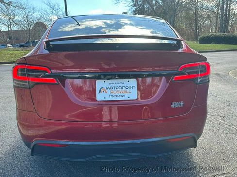 Used 2024 Tesla Model X Plaid image 5