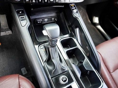 Used 2023 Kia Telluride EX w/ EX Captain's Chair Package image 33