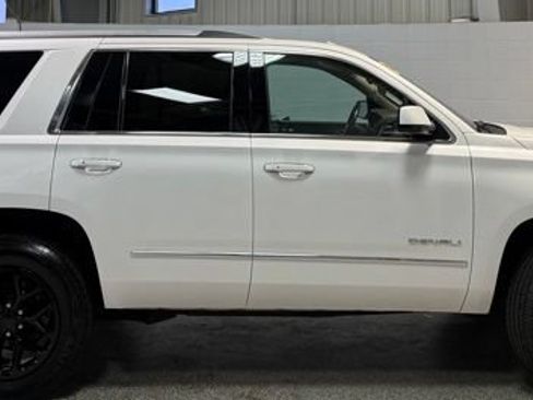 Used 2020 GMC Yukon Denali AWD/4WD image 7