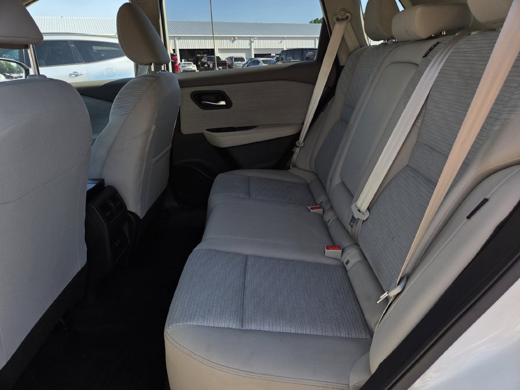 Used 2023 Nissan Rogue SV AWD/4WD image 21