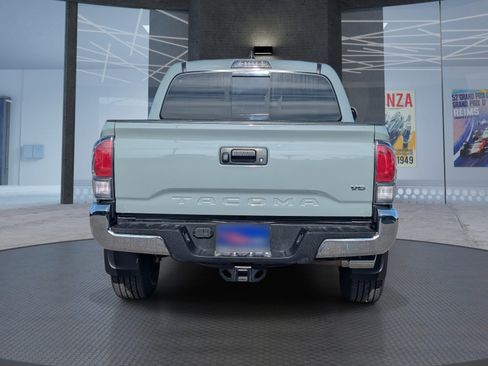 Used 2023 Toyota Tacoma TRD Off-Road image 5