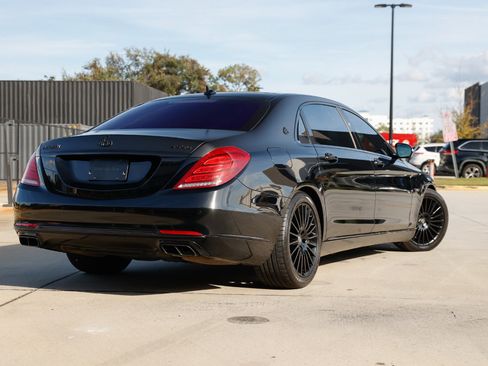 Used 2017 Mercedes-Benz Maybach S 550 4MATIC image 40