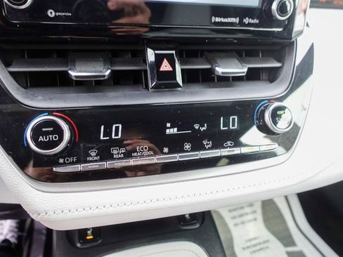 Certified 2022 Toyota Corolla XSE image 21