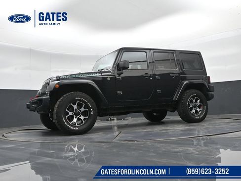 Used 2013 Jeep Wrangler Unlimited Rubicon w/ Connectivity Group AWD/4WD image 38