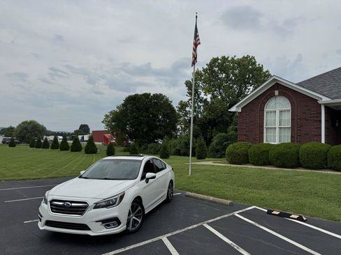 Used 2019 Subaru Legacy 2.5i Limited AWD/4WD image 1