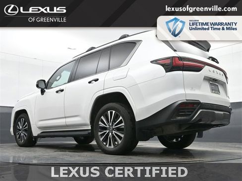 Certified 2024 Lexus LX 600 4WD w/ Premium Package image 20