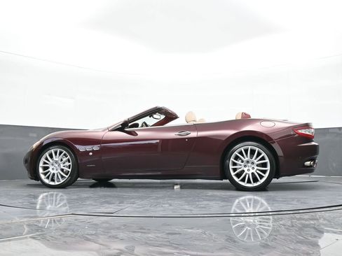 Used 2015 Maserati GranTurismo Convertible image 49