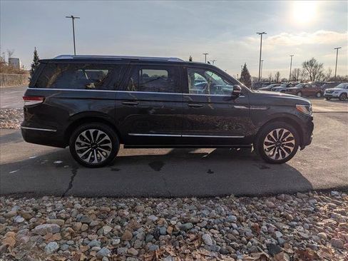 Used 2022 Lincoln Navigator L Reserve image 6