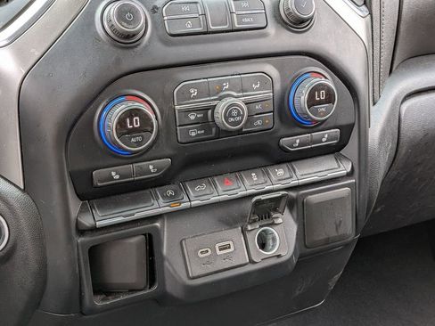 Used 2021 Chevrolet Silverado 1500 RST RWD image 17
