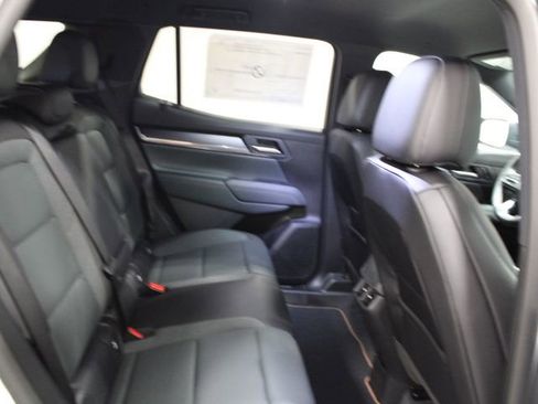 New 2026 GMC Terrain AT4 image 28