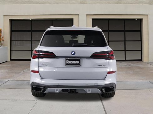 Used 2024 BMW X5 xDrive50e w/ M Sport Package AWD/4WD image 5