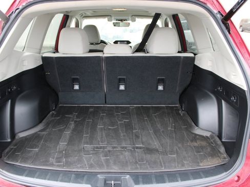 Used 2019 Subaru Forester Premium image 31