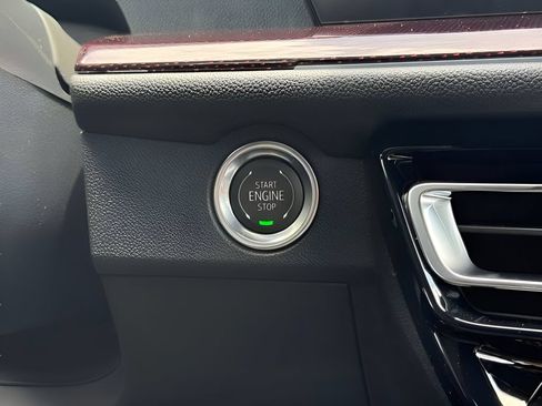 New 2026 Chevrolet Traverse RS AWD/4WD image 29