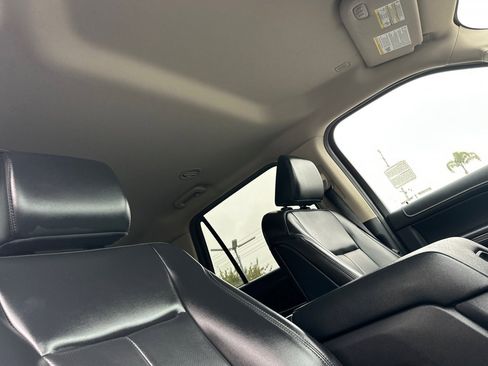 Used 2024 Ford Expedition Max XLT image 18