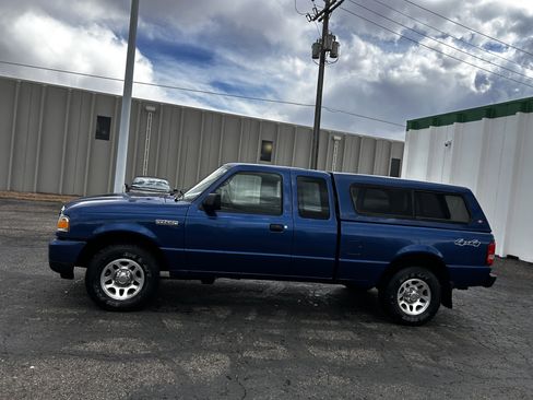 Used 2011 Ford Ranger XLT image 2