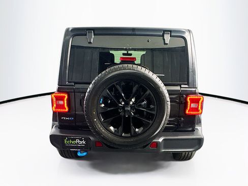 Used 2023 Jeep Wrangler Sahara w/ Cold Weather Group image 7