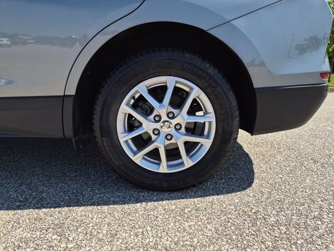 Used 2024 Chevrolet Equinox LT w/ LPO, Floor Liner Package AWD/4WD image 9