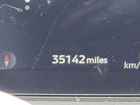 Used 2023 Nissan Ariya FWD image 20