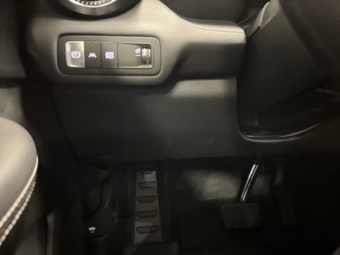 New 2025 Chevrolet Blazer EV LT w/ Midnight/Sport Edition image 18