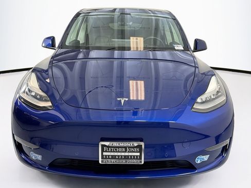 Used 2021 Tesla Model Y Long Range AWD/4WD image 2