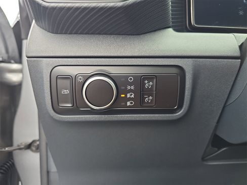 New 2025 Ford Mustang Coupe image 17