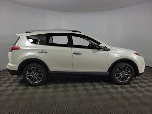 Used 2018 Toyota RAV4 Limited FWD image 11