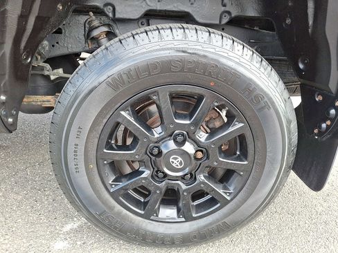 Used 2021 Toyota Tundra SR5 w/ SX Package AWD/4WD image 7