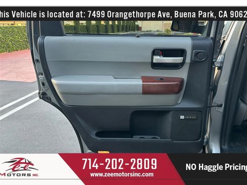 Used 2013 Toyota Sequoia Platinum RWD image 59