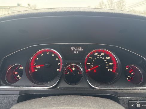 Used 2017 GMC Acadia Limited SLT image 15