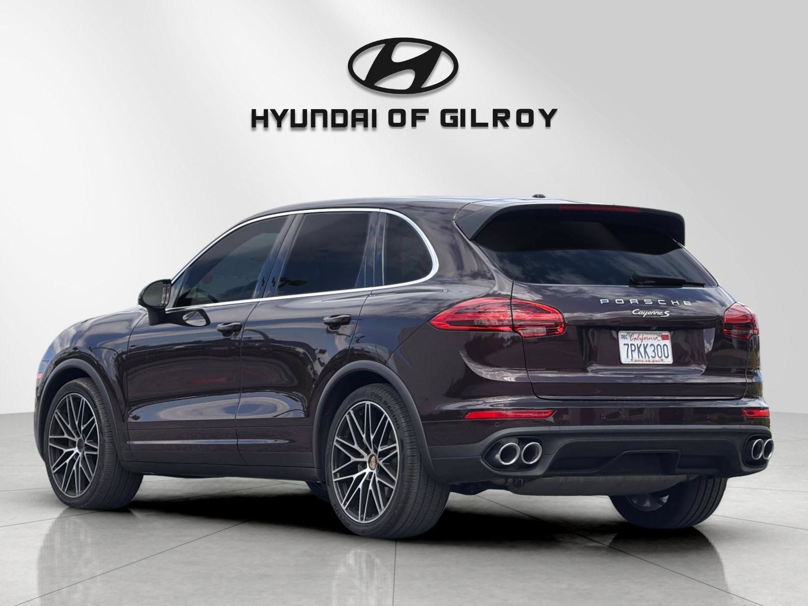 Used 2016 Porsche Cayenne S AWD/4WD image 3