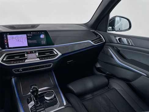 Certified 2023 BMW X5 xDrive40i w/ Premium Package image 24
