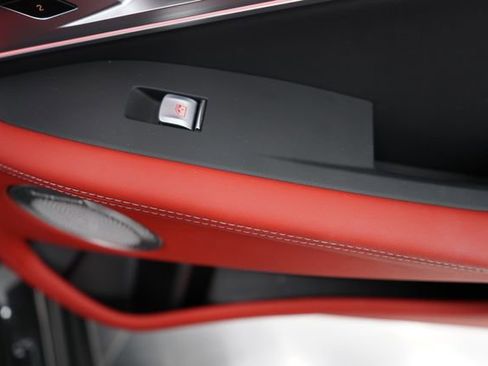 Used 2025 BMW XM image 66