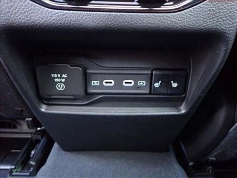 New 2026 Jeep Grand Cherokee Limited AWD/4WD image 11